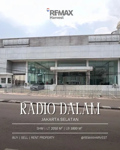 Showroom Radio Dalam